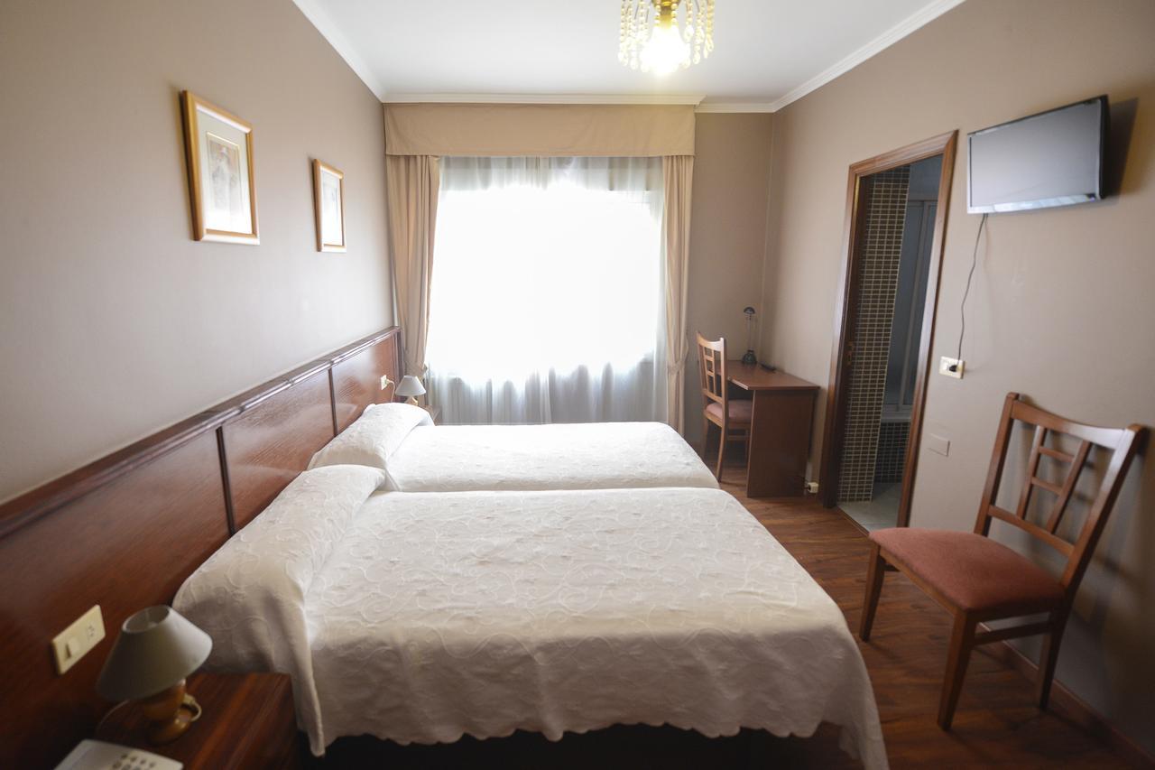 Hospedaxe A Vila Pobra Do Caraminal Buitenkant foto